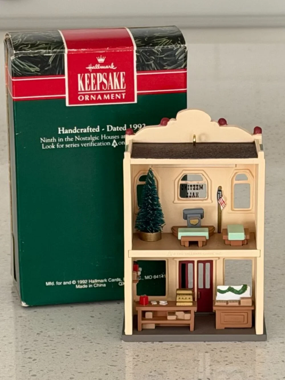 Hallmark Ornament Nostalgic Houses & Shops Five-and-Ten-Cent Store #9